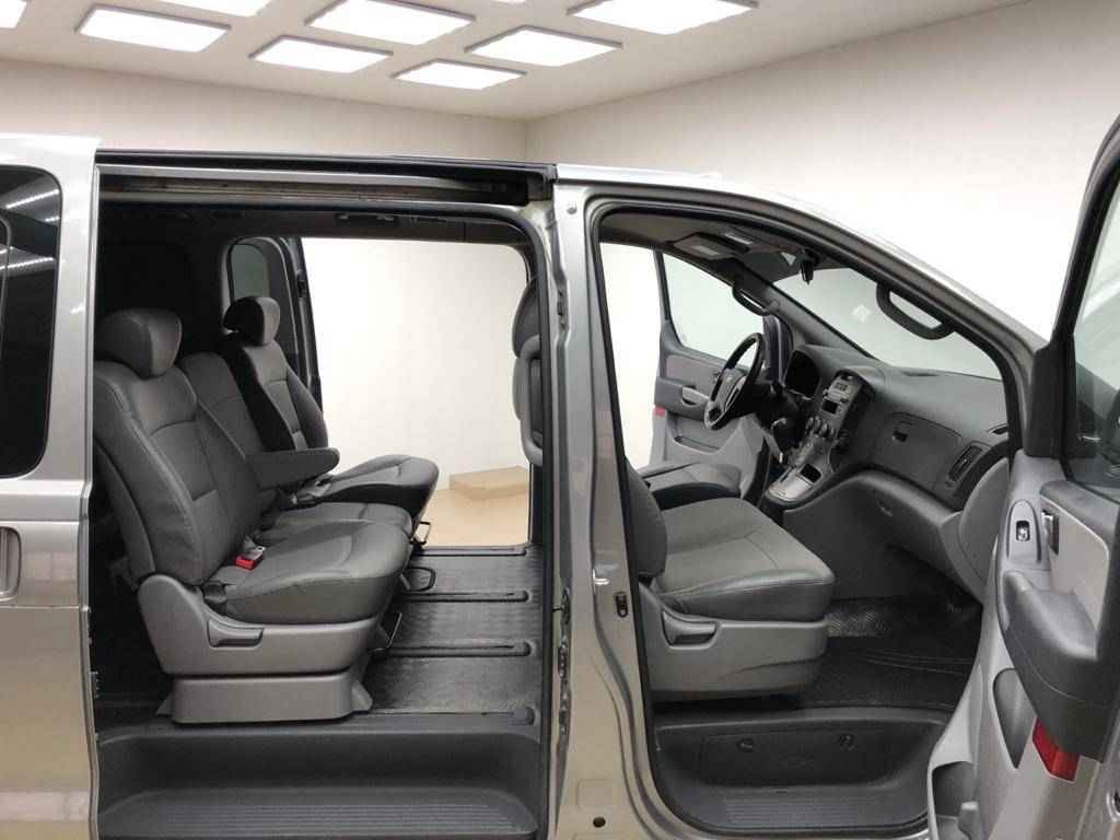 Hyundai Grand Starex, I