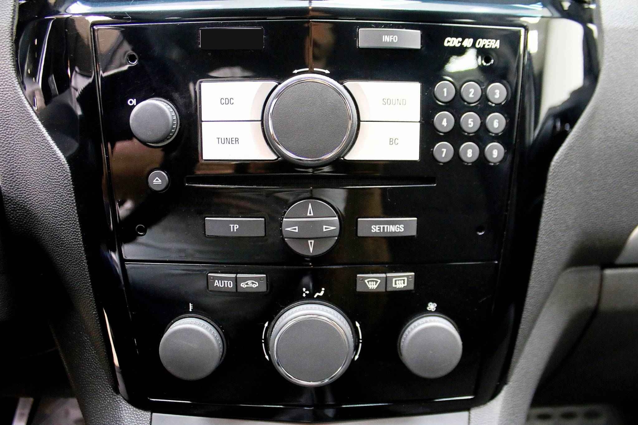 Opel Zafira, B Рестайлинг