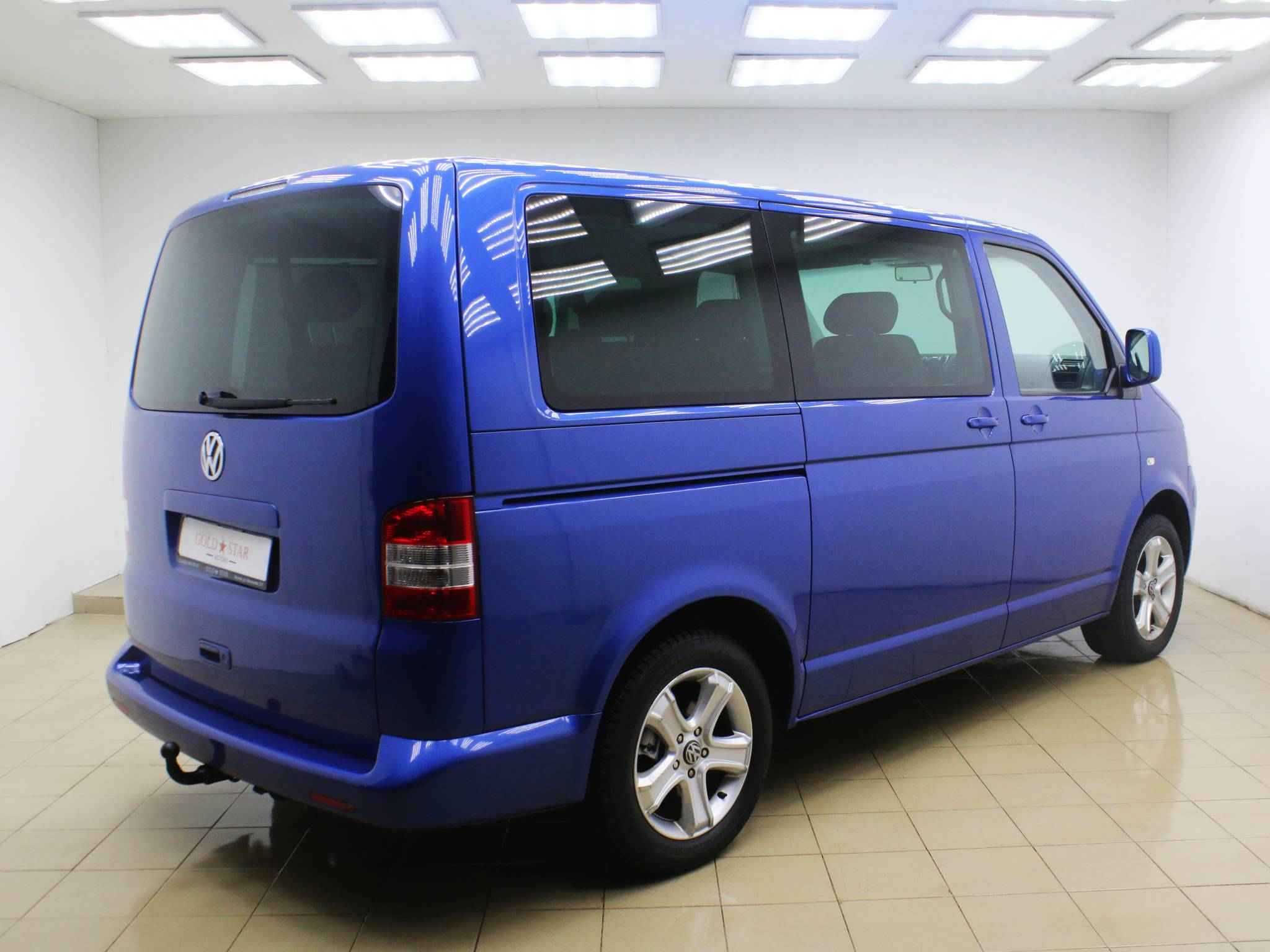Volkswagen Caravelle, T5