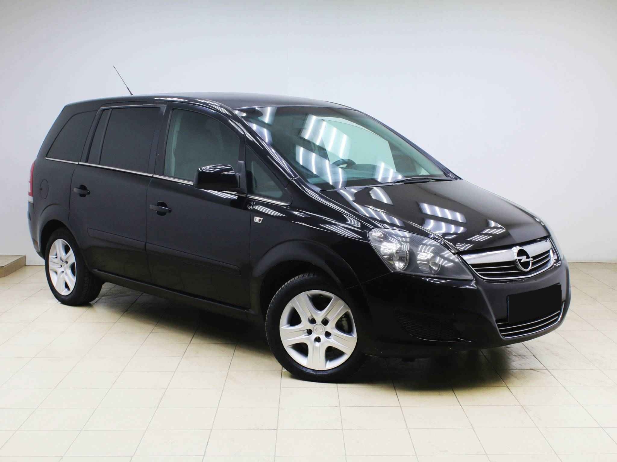Opel Zafira, B Рестайлинг