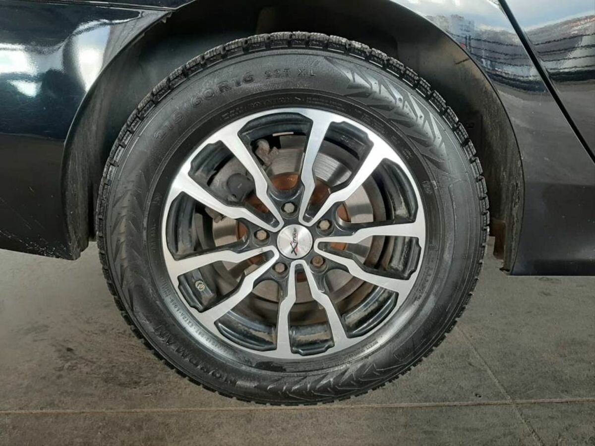 Renault Latitude, 2012