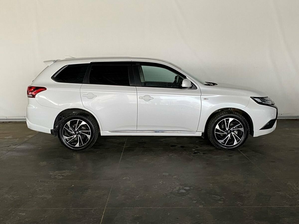 Mitsubishi Outlander Sport, 2022