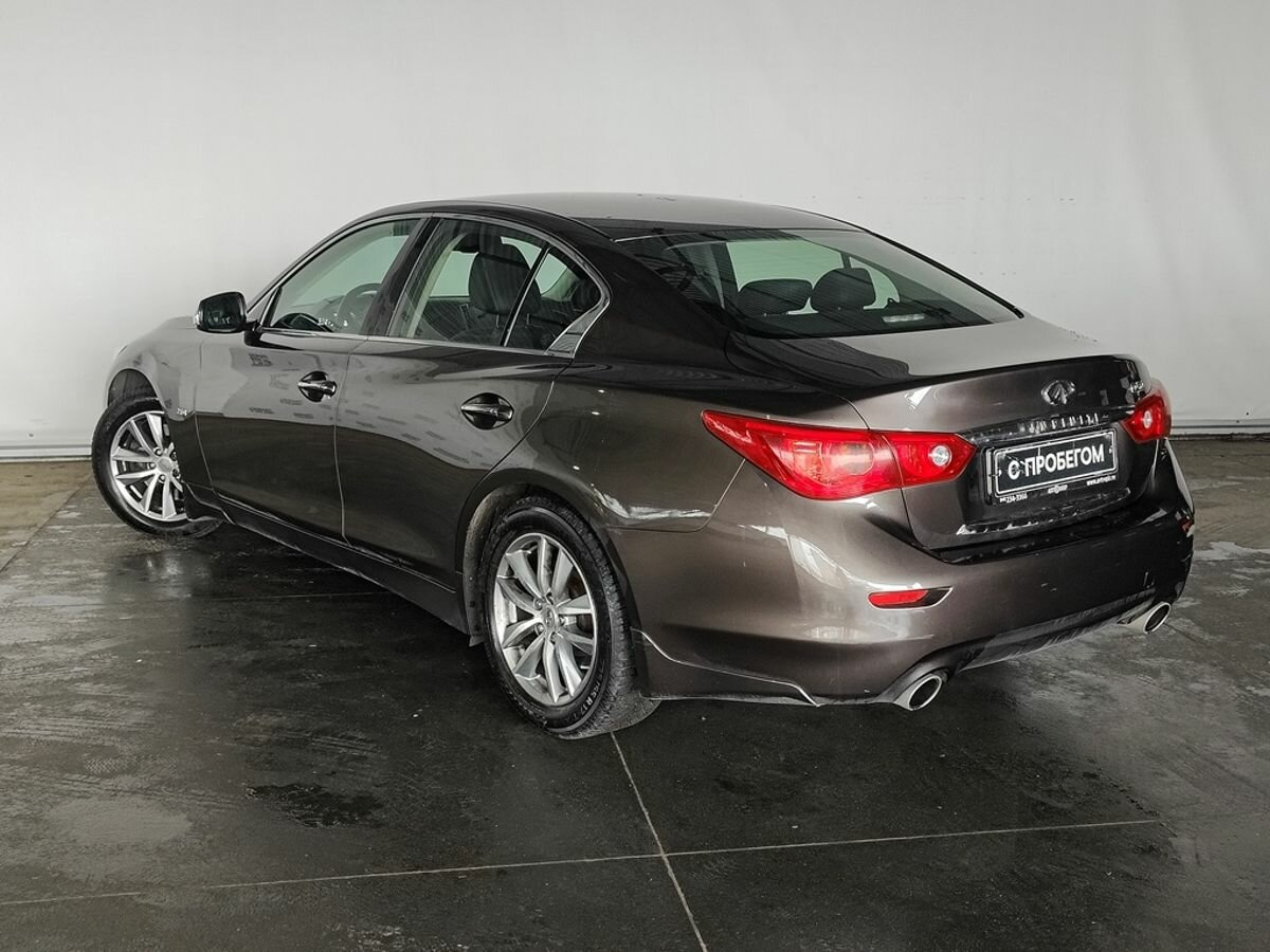 Infiniti Q50, 2015