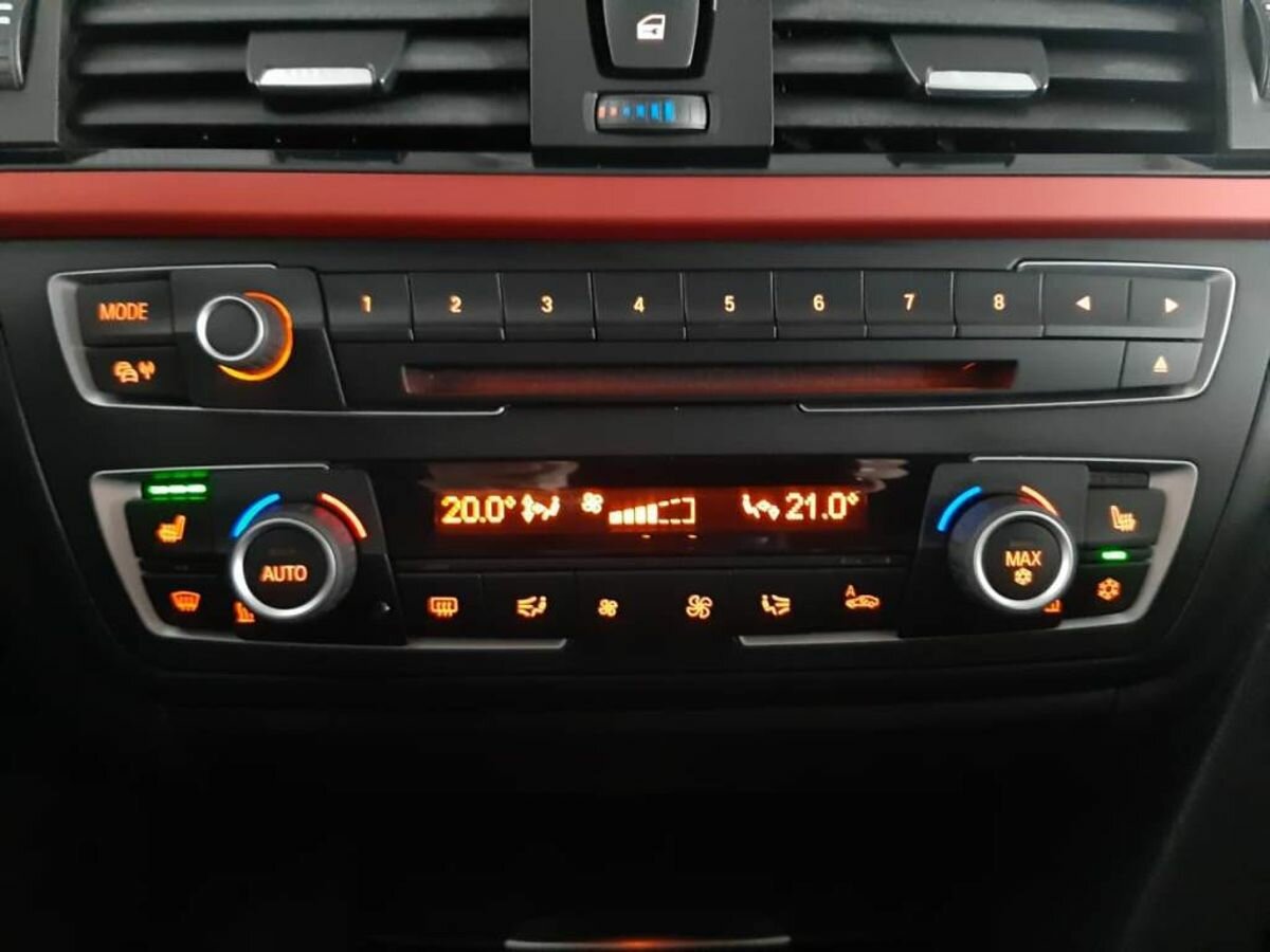 BMW 3 серии 320d, 2012