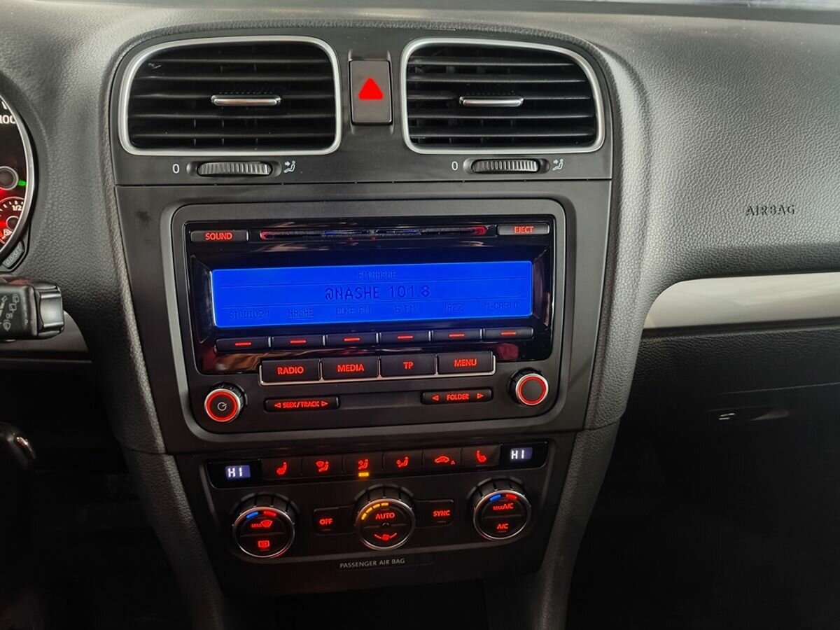 Volkswagen Golf, 2011