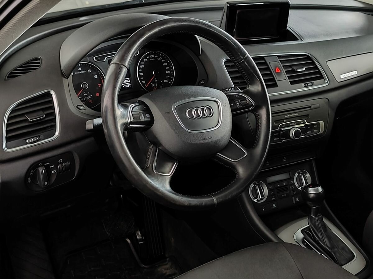 Audi Q3, 2013