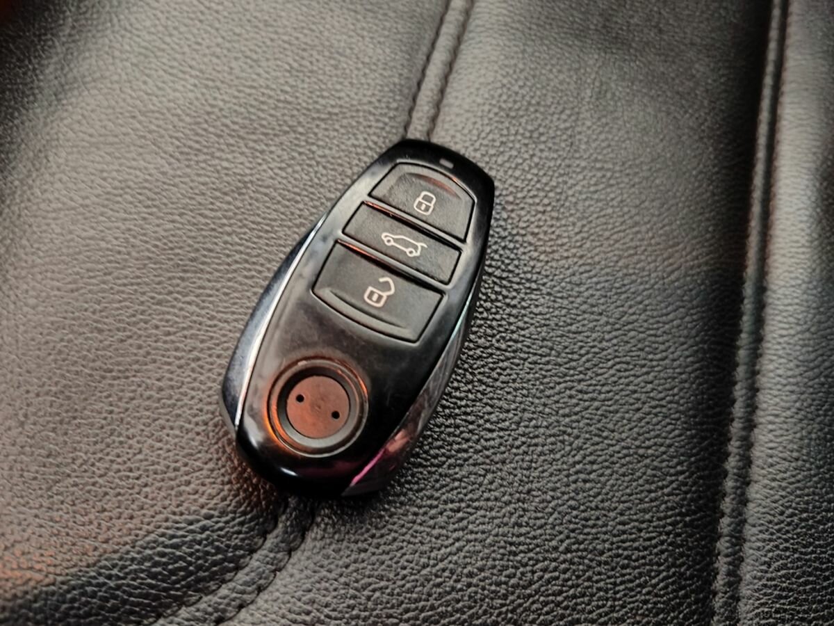 Volkswagen Touareg, 2013