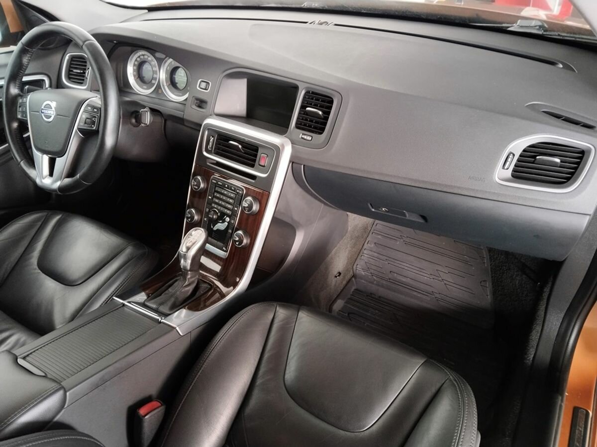 Volvo S60, 2012